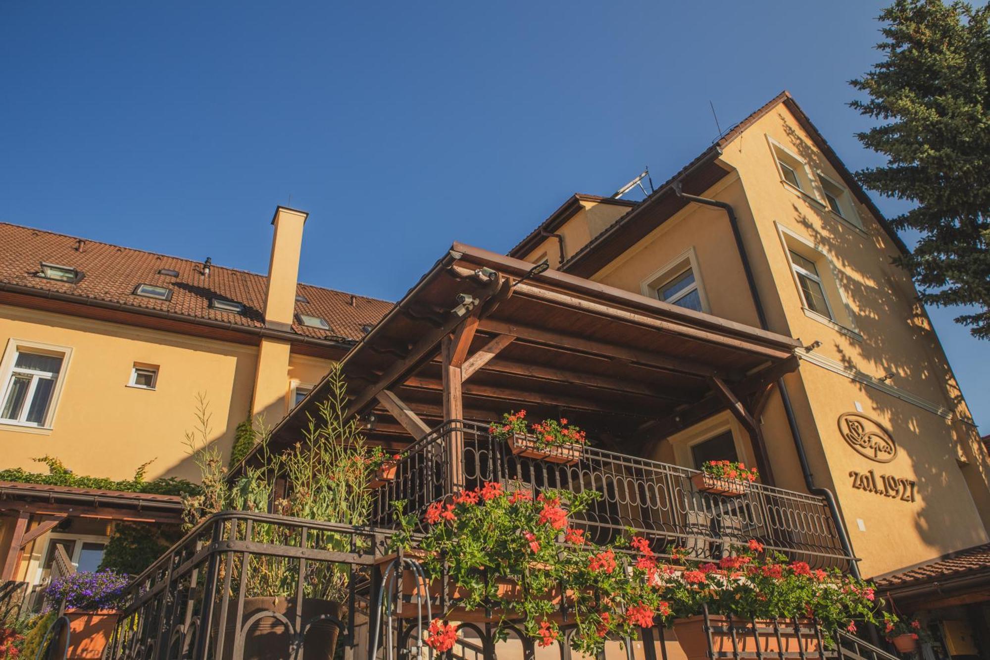 Hotel Lipa Bojnice Exterior photo